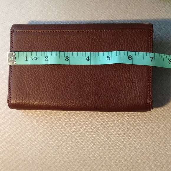 *NWOT* Roberto Capucci leather wallet - Picture 7 of 9